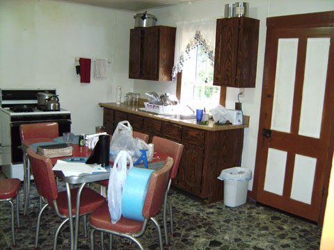 free gas and cellar house